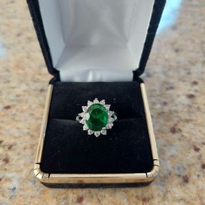 18k white gold plated green CZ ring